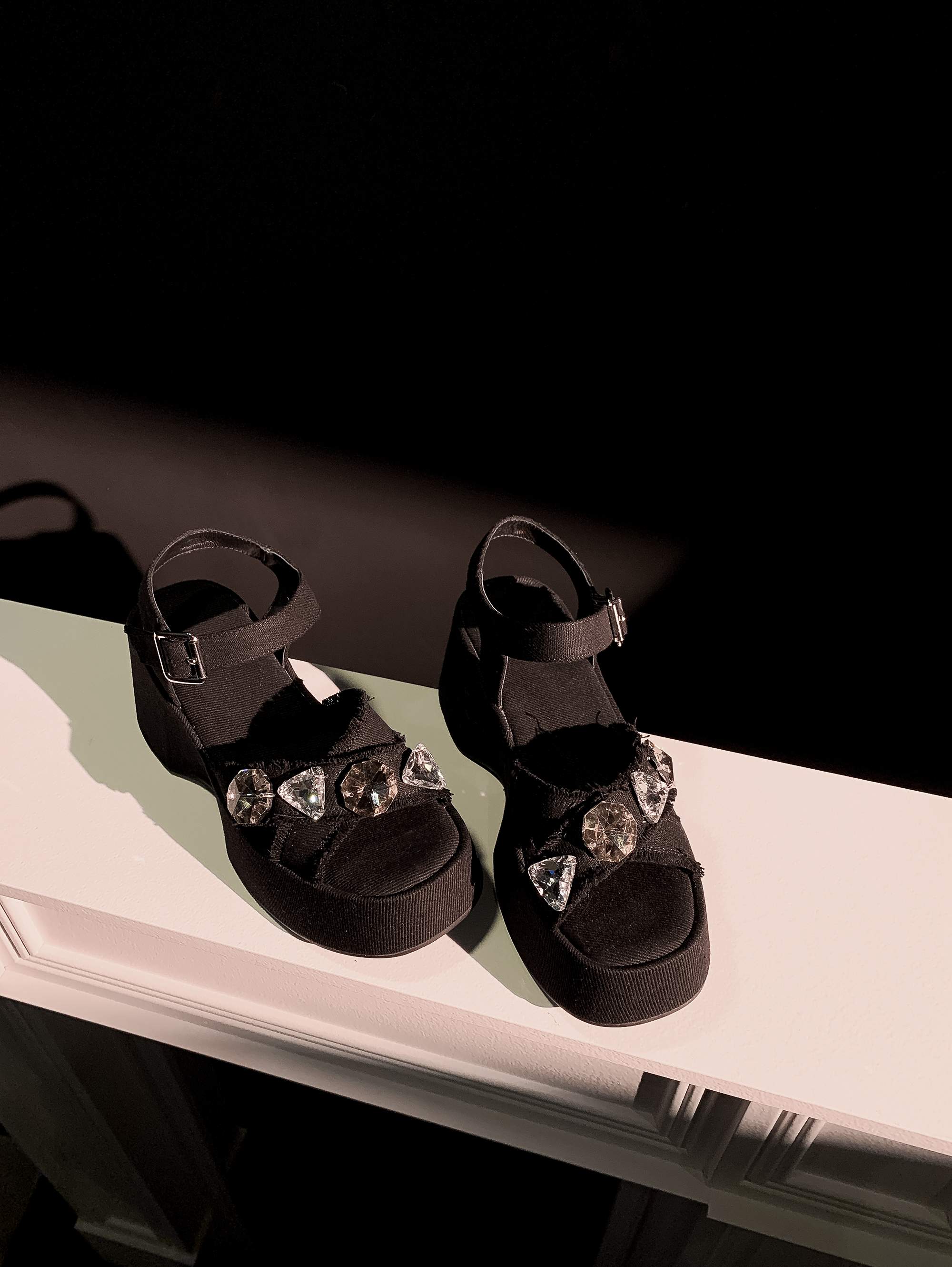 Krazing Pot Denim Peep Toe Pla - огляд і ціна Casual Sandal Leather